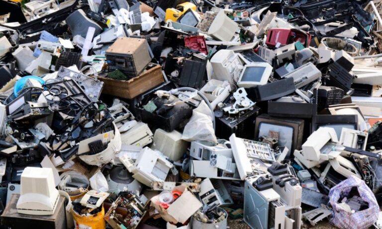 ewaste-aspect-ratio-2000-1200-1024x614